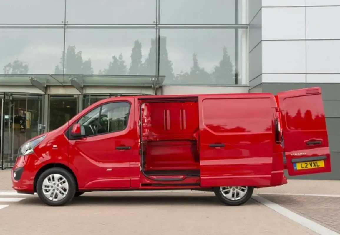 Usado Opel Vivaro Expression 95 CV (69 kW) 2018 Blanco Monovolumen