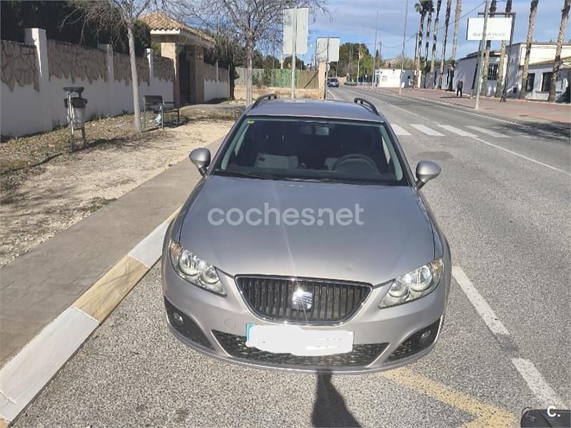 Usado Seat Exeo Style 143 CV (105 kW) 2009 Beige Familiar