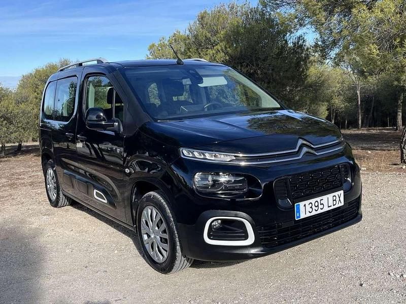 Usado Citroën Berlingo Feel 102 CV (75 kW) 2019 Monovolumen
