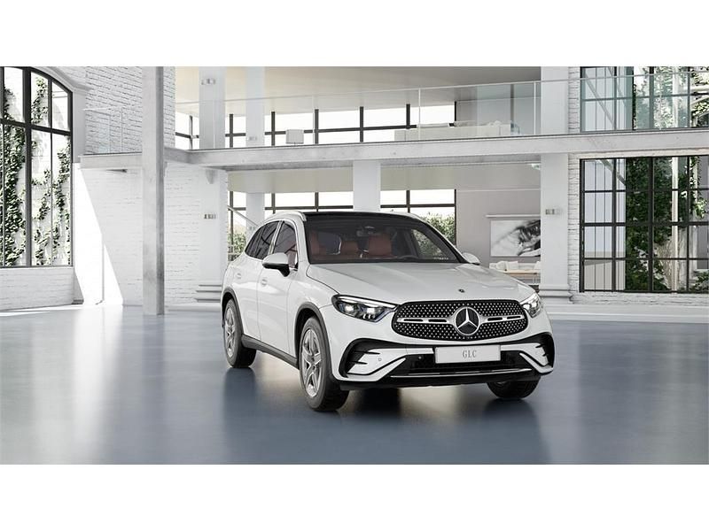 Usado Mercedes GLC300 258 CV (189 kW) 2025 Manufaktur blanco opalita SUV
