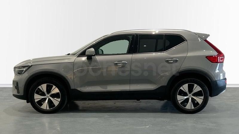 Usado Volvo XC40 Core 163 CV (119 kW) 2025 Gris / plata SUV