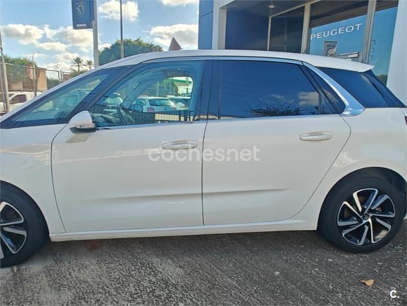 Usado Citroën C4 Picasso Feel 130 CV (95 kW) 2017 Blanco Monovolumen