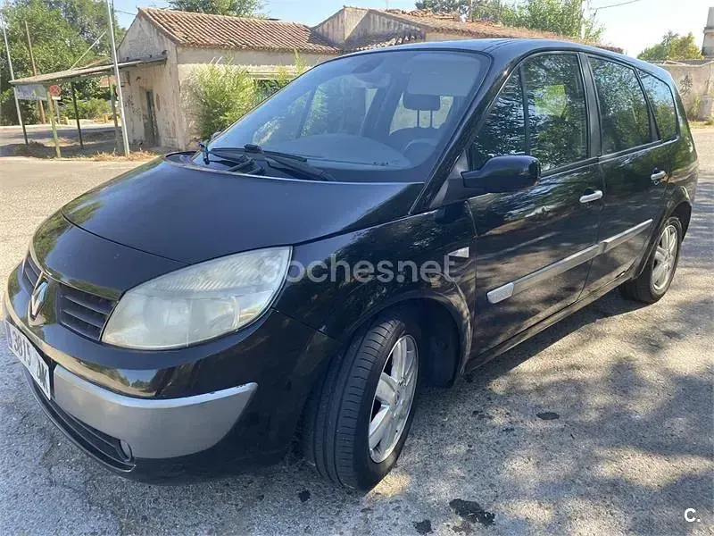 Usado Renault Grand Scénic II Dynamique 120 CV (88 kW) 2005 Negro Monovolumen