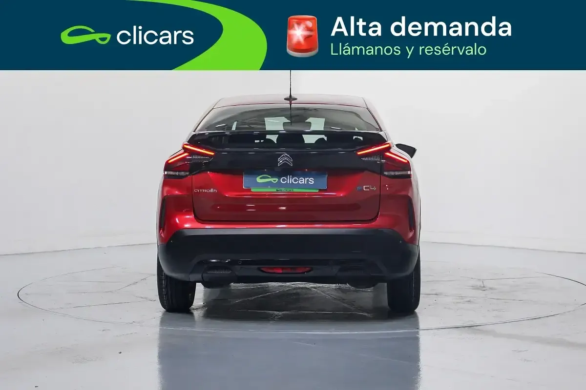 Usado Citroën e-C4 Feel 100 kW (136 CV) 2021 Rojo