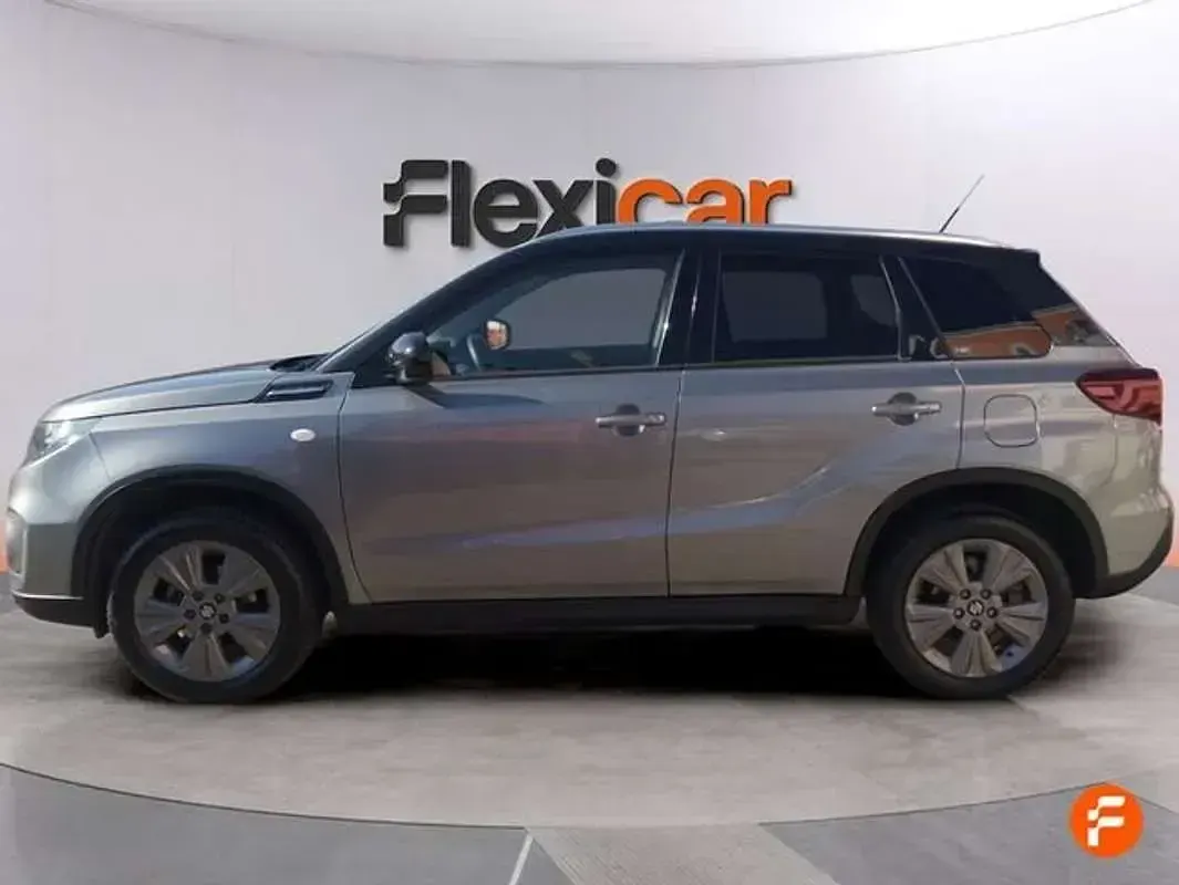 Usado Suzuki Vitara 129 CV (94 kW) 2021 Gris SUV