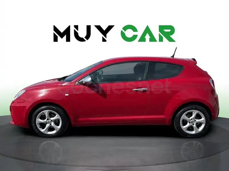 Usado Alfa Romeo MiTo 78 CV (57 kW) 2018 Rojo Utilitario