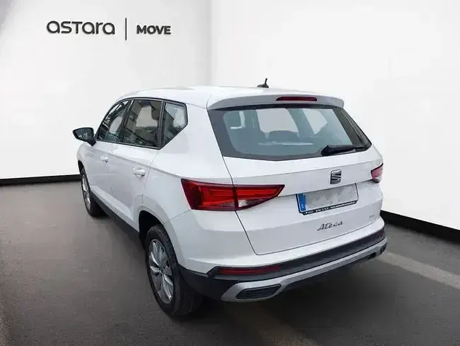 Usado Seat Ateca Style 150 CV (110 kW) 2024 Blanco SUV
