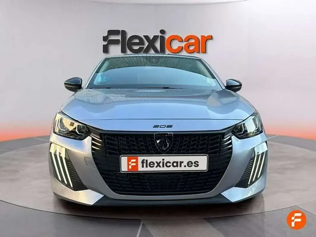 Usado Peugeot 208 Style 110 CV (80 kW) 2025 Gris Utilitario