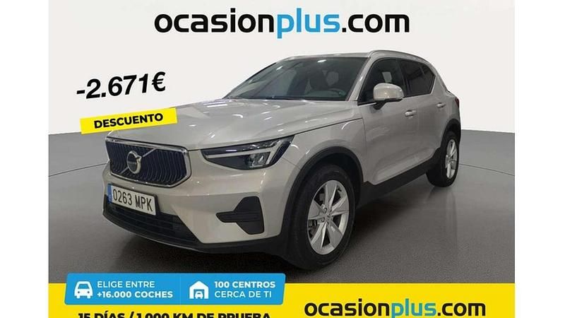 Plateado Usado 2024 Volvo XC40 Core SUV | 26.719 € (Super precio) - Imagen 1/4