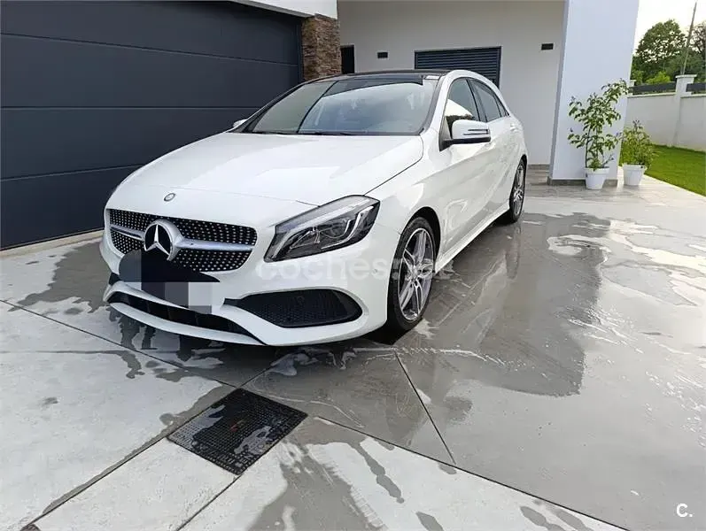 Usado Mercedes A200 AMG line 136 CV (100 kW) 2016 Blanco Berlina