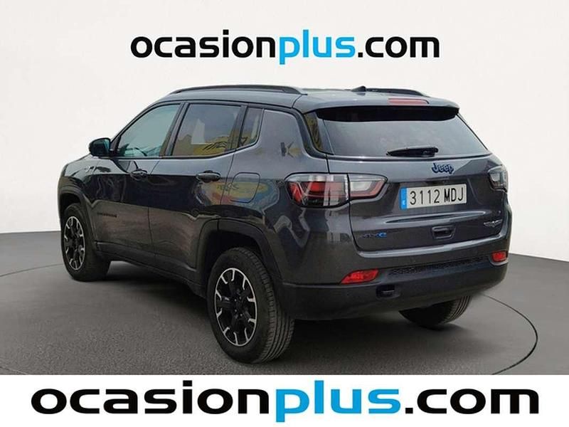 Käytetty Jeep Compass Trailhawk 241 HP (177 kW) 2023 Valkoinen Katumaasturi