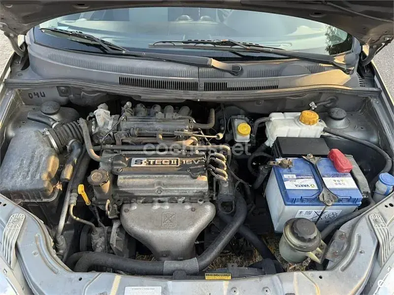 Usado Chevrolet Aveo LS 84 CV (61 kW) 2009 Gris / plata Berlina