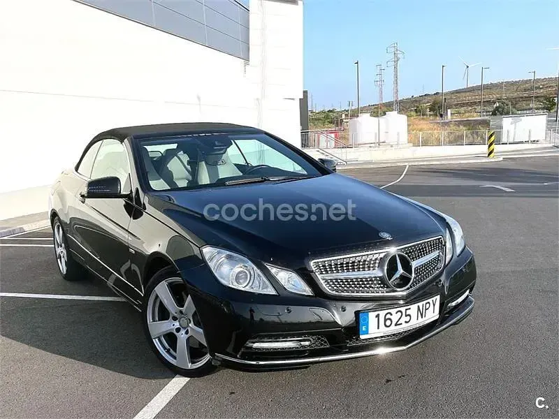 Usado Mercedes E250 Avantgarde 204 CV (150 kW) 2012 Negro Descapotable