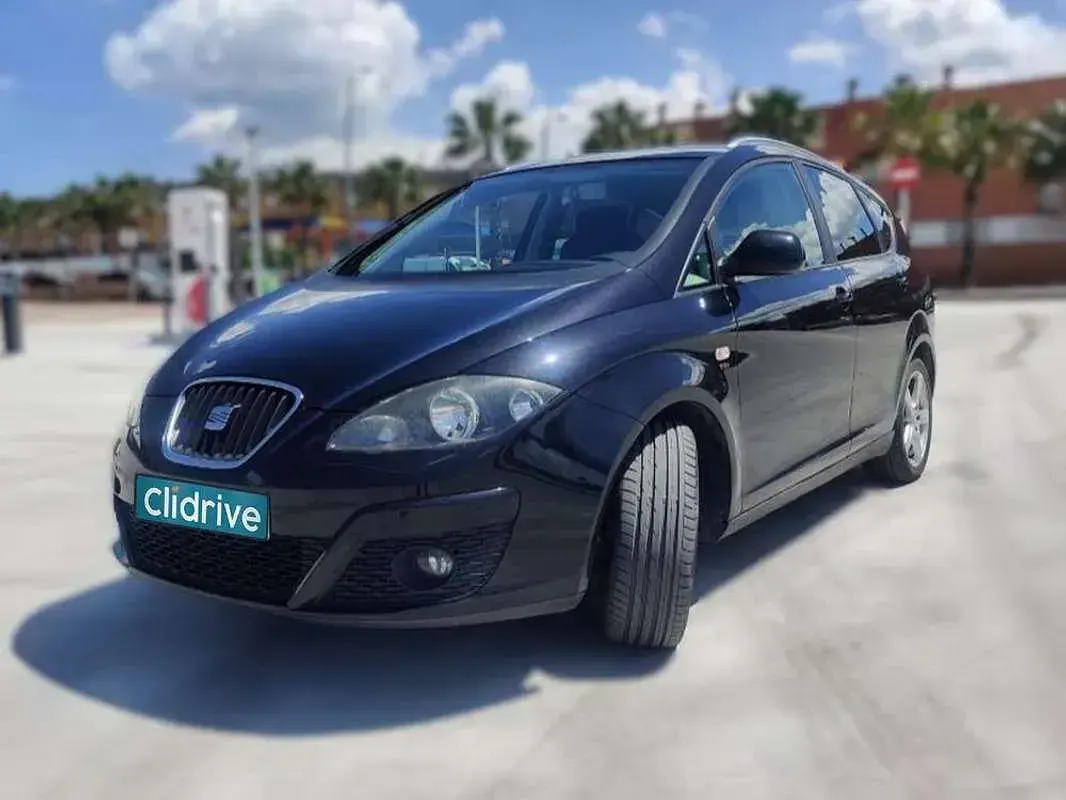 Usado Seat Altea Style 140 CV (102 kW) 2010 Negro Monovolumen