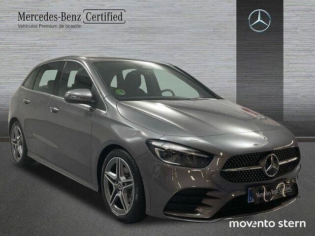 Usado Mercedes B200 AMG line 150 CV (110 kW) 2024 Gris Monovolumen