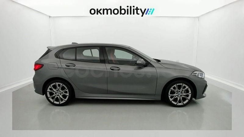 Usado BMW 118 136 CV (100 kW) 2024 Gris / plata Utilitario
