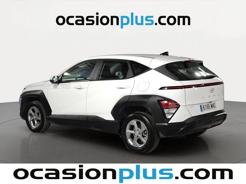 Usado Hyundai Kona 120 CV (88 kW) 2024 Blanco SUV