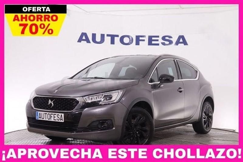 Usado DS Automobiles DS4 Crossback Style 120 CV (88 kW) 2017 Gris / plata SUV
