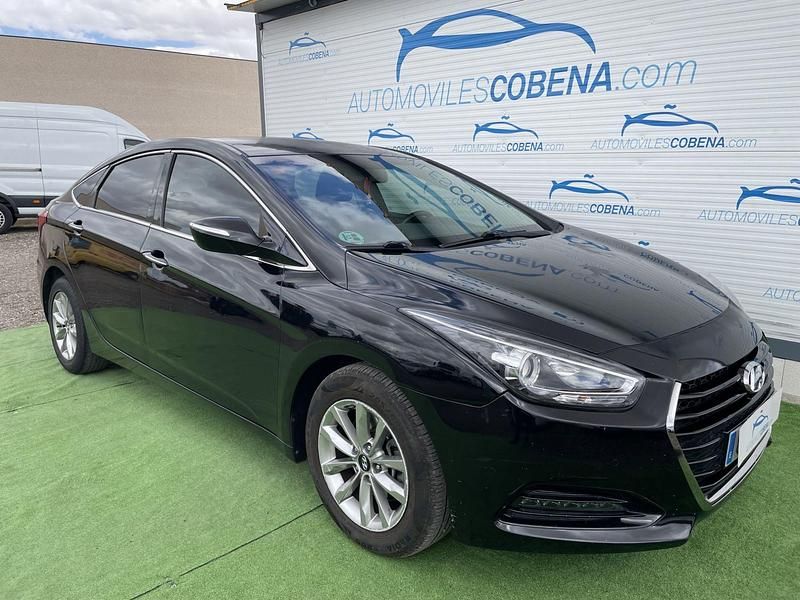 Negro Usado 2016 Hyundai i40 Berlina | 8200 € (Caro) - Imagen 1/4
