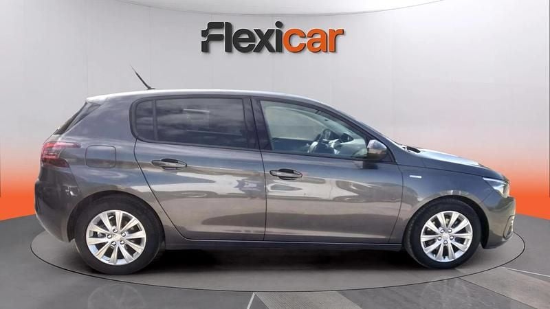 Usado Peugeot 308 Active 131 CV (96 kW) 2020 Gris Berlina