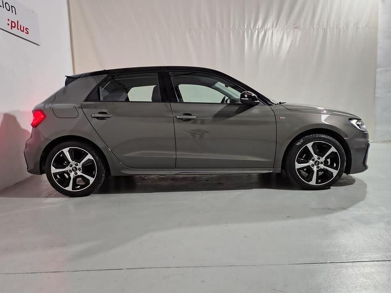 Usado Audi A1 116 CV (85 kW) 2025 Gris SUV