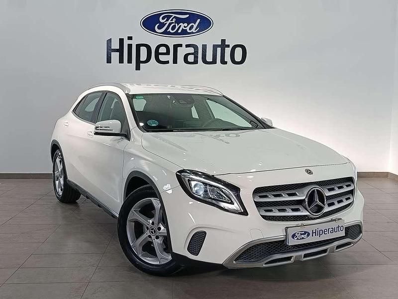 Blanco Usado 2019 Mercedes GLA180 SUV | 19.850 € (Precio justo) - Imagen 1/4