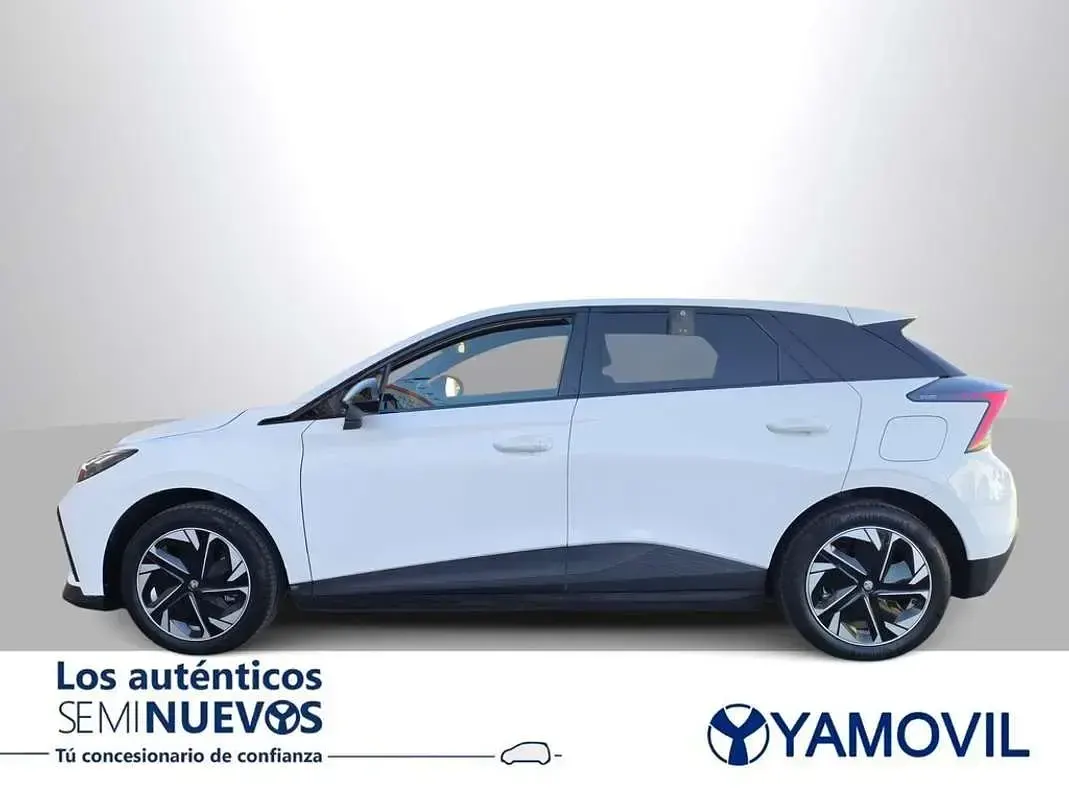 Usado MG MG4 EV Luxury 150 kW (204 CV) 2023 Blanco Utilitario