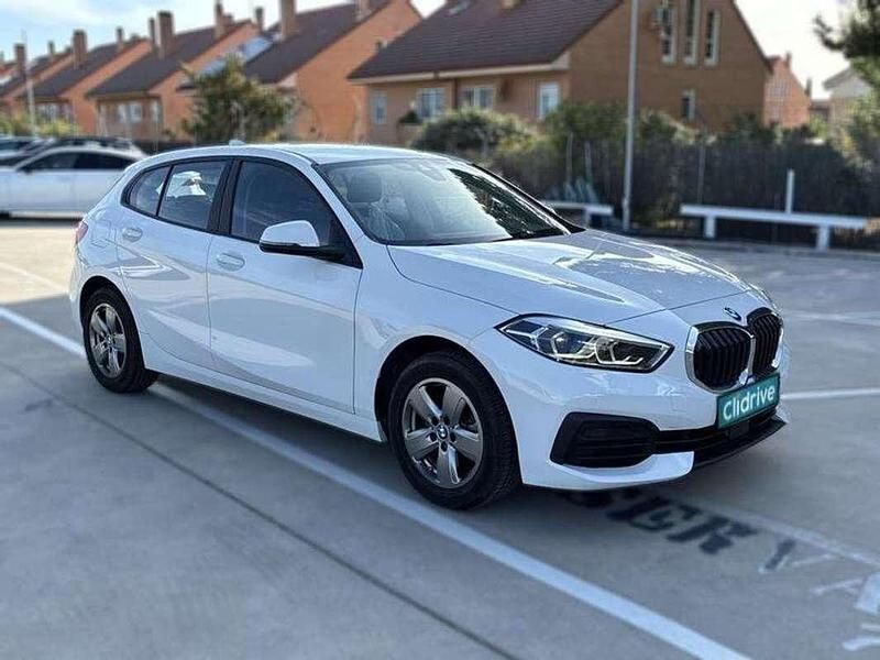 Usado BMW 118 Performance 136 CV (100 kW) 2024 Amarillo Utilitario