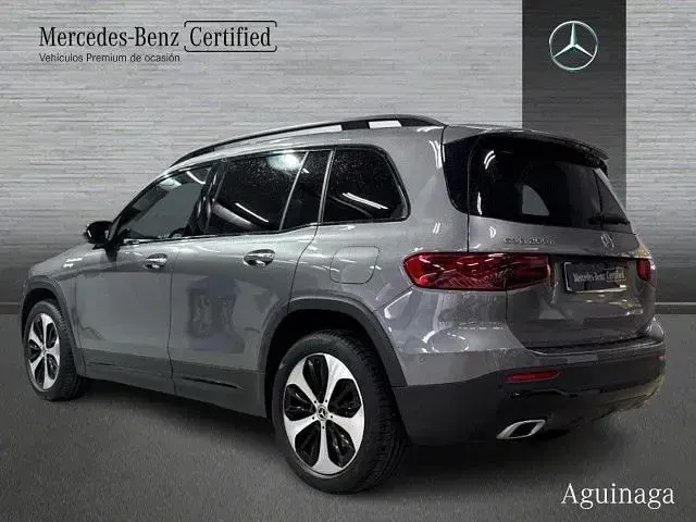 Usado Mercedes GLB200 150 CV (110 kW) 2024 Gris montaña SUV