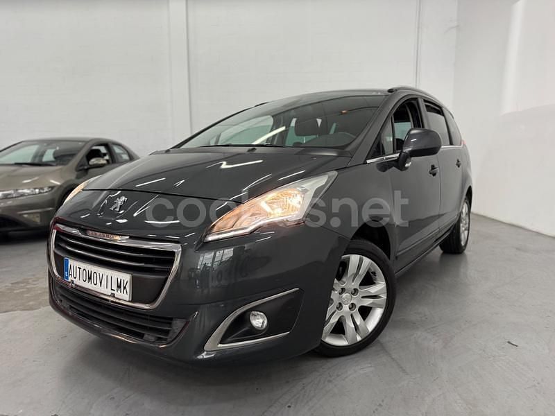 Gris / plata Usado 2015 Peugeot 5008 Style Monovolumen | 8490 € (Precio justo) - Imagen 1/4