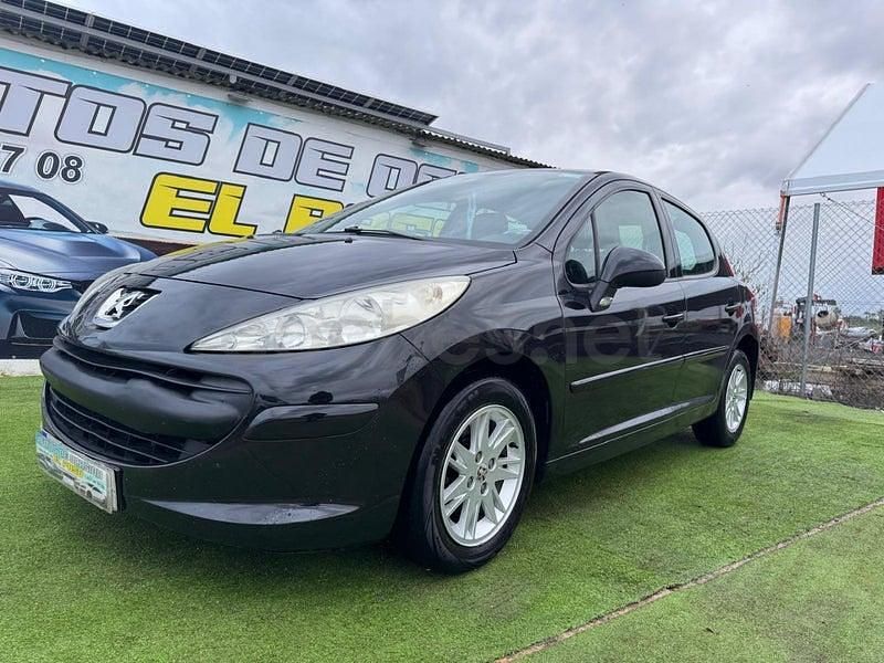 Usado Peugeot 207 90 CV (66 kW) 2006 Negro Berlina
