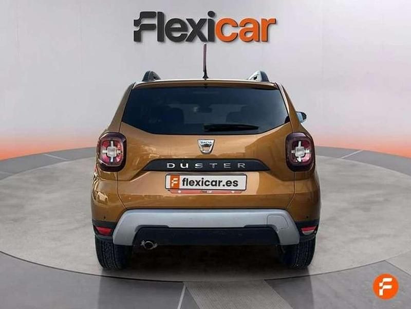 Usado Dacia Duster Comfort 110 CV (80 kW) 2018 Marrón SUV