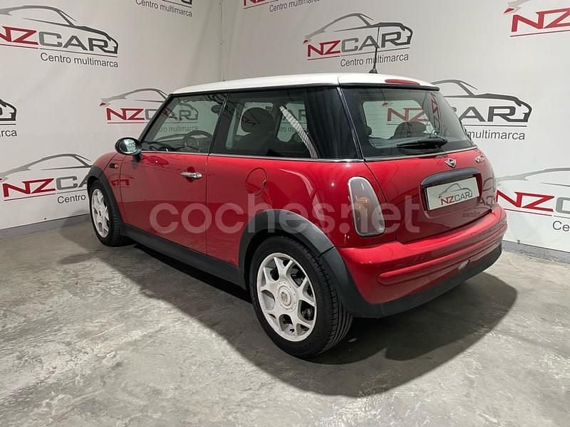 Usado Mini One D 75 CV (55 kW) 2004 Rojo Utilitario