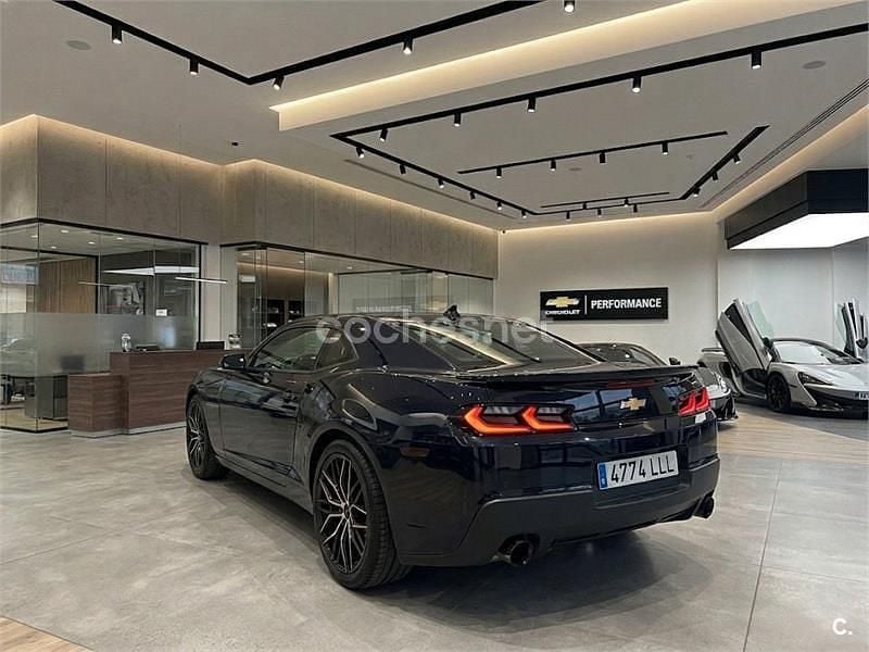Usado Chevrolet Camaro 405 CV (297 kW) 2015 Azul Coupe