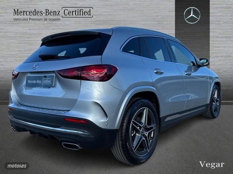 Usado Mercedes GLA200 150 CV (110 kW) 2025 Gris / plateado SUV