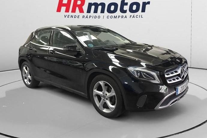 Usado Mercedes GLA200 136 HP (100 kW) 2017 SUV