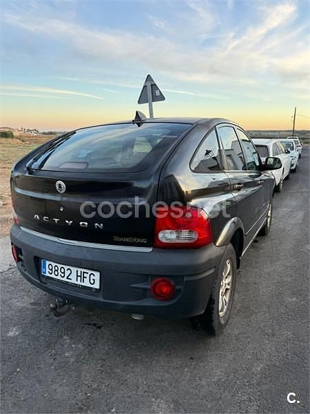 Negro Usado 2011 Ssangyong (KGM) Actyon SUV | 8000 € (Precio justo) - Imagen 1/4