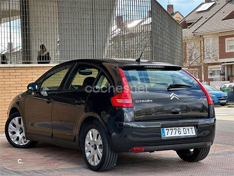 Usado Citroën C4 110 CV (80 kW) 2006 Negro Berlina