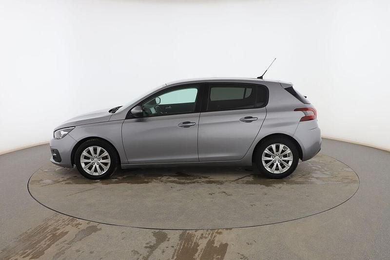 Usado Peugeot 308 Style 131 CV (96 kW) 2018 Gris Berlina