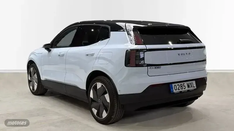 Usado Volvo EX30 Ultra 200 kW (272 CV) 2024 Azul SUV