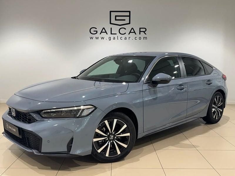 Usado Honda Civic Elegance 184 CV (135 kW) 2025 Gris / plata Berlina