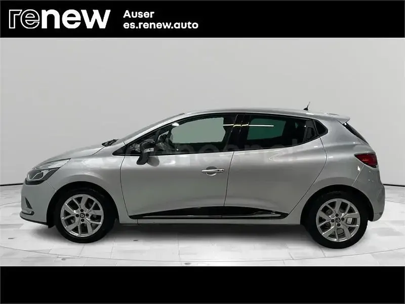 Usado Renault Clio IV LIMITED 90 CV (66 kW) 2019 Gris / plata Berlina