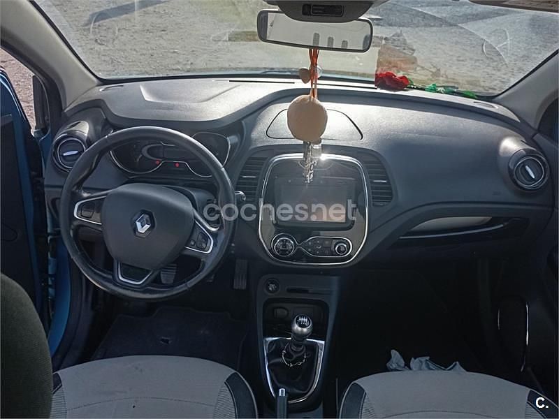 Używany Renault Captur XMOD 110 KM (80 kW) 2016 Niebieski SUV