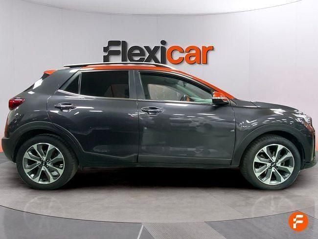 Usado Kia Stonic 100 CV (73 kW) 2019 Gris SUV