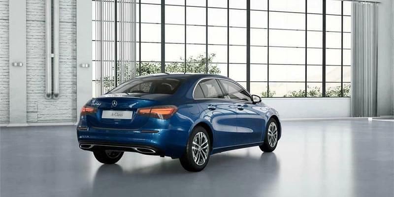 Nuevo Mercedes A250 218 CV (160 kW) 2025 Azul Berlina