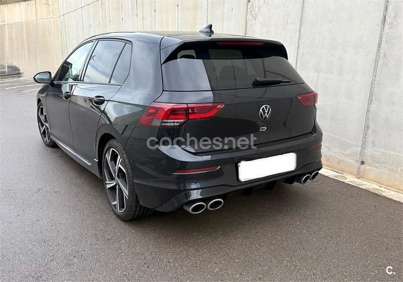 Usado VW Golf VIII R 320 CV (235 kW) 2022 Negro Berlina