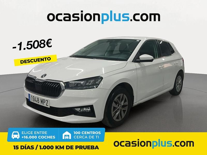 Blanco Usado 2024 Skoda Fabia Selection Berlina | 16.590 € (Super precio) - Imagen 1/4
