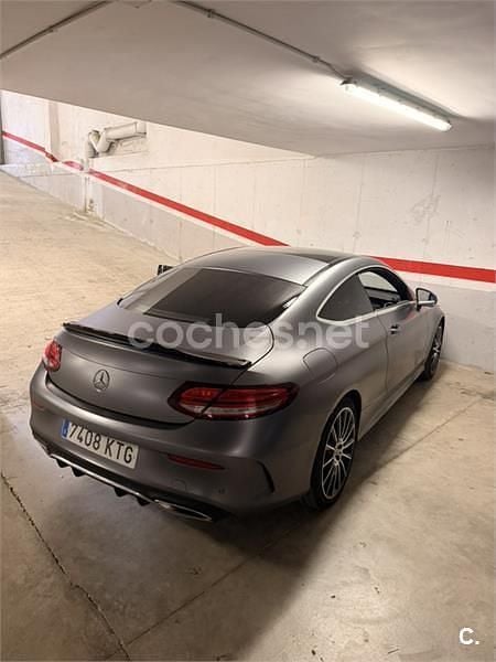 Usado Mercedes C200 184 CV (135 kW) 2019 Gris / plata Coupe