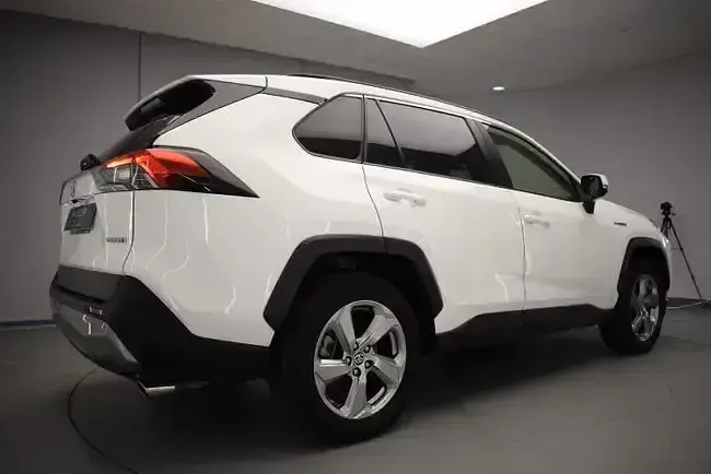 Usado Toyota RAV4 Hybrid Advance 218 CV (160 kW) 2021 Blanco SUV