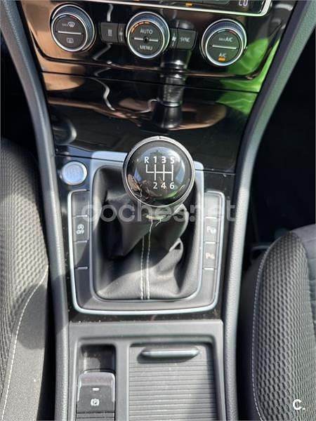 Usado VW Golf VII Edition 110 CV (80 kW) 2015 Blanco Berlina